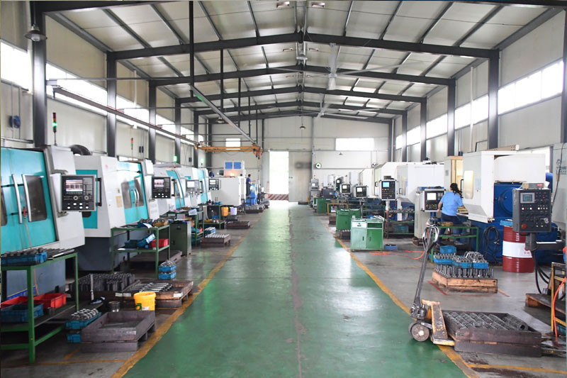 CNC 车间与加工区域