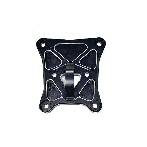 Can-Am Maverick X3 6061 铝合金 Radius Rod Plate,带 D-ring