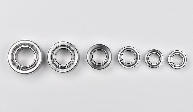 用于 Coilover 悬挂的定制系列球面轴承
