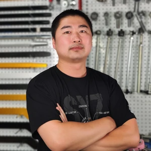 Bill Zhang - 销售经理